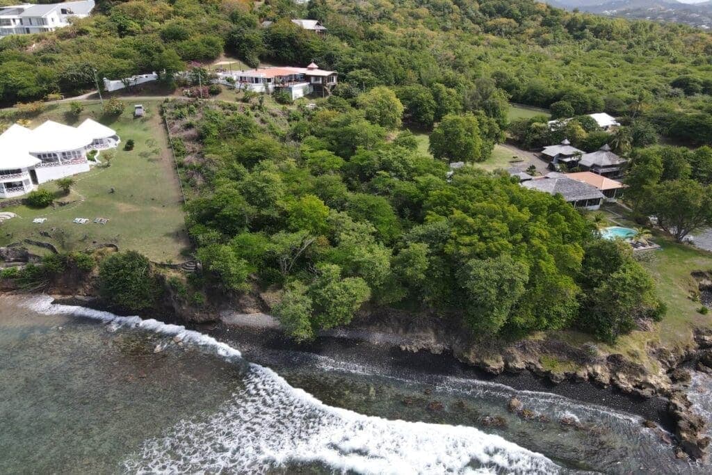 Cap Estate Waterfront Land